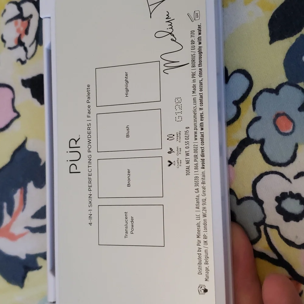 PUR 4 in 1 Skin Perfecting Powders Face Palette
